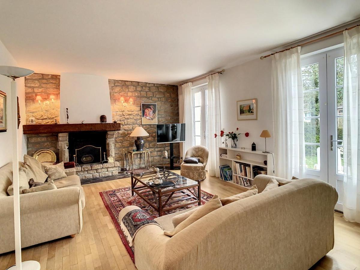 Maison De Charme Proche Centre Holiday home Avranches