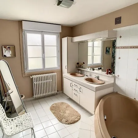 Maison De Charme Proche Centre Ville Avranches Extérieur photo